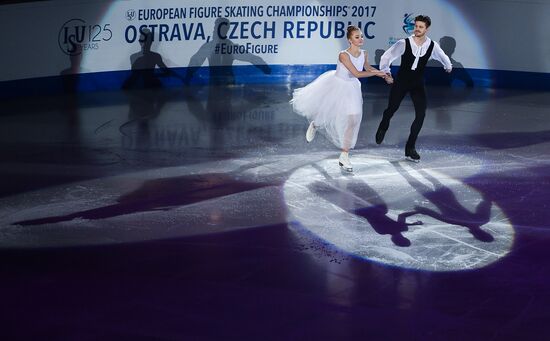 European Figure Skating Championship. Exhibition performances