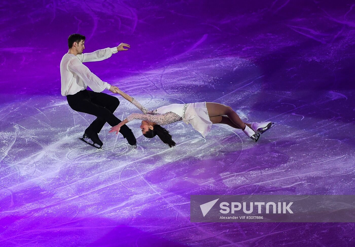 European Figure Skating Championship. Exhibition performances