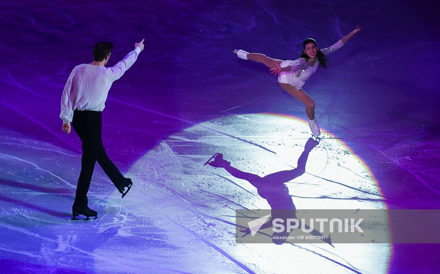 European Figure Skating Championship. Exhibition performances
