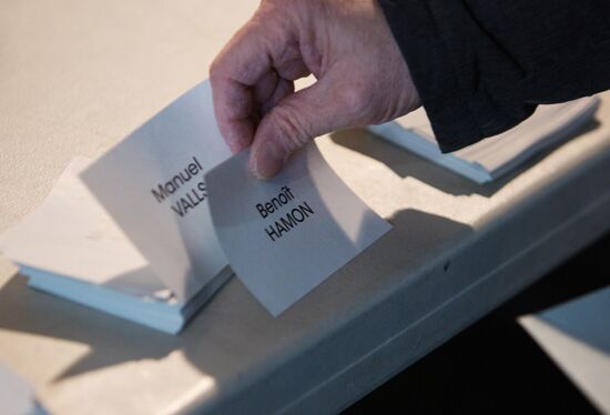 Second round of Socialist Party presidential primary in France