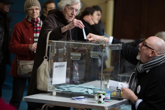 Second round of Socialist Party presidential primary in France