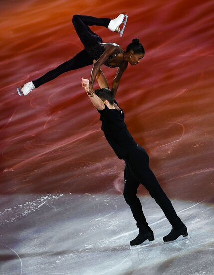 European Figure Skating Championship. Exhibition performances