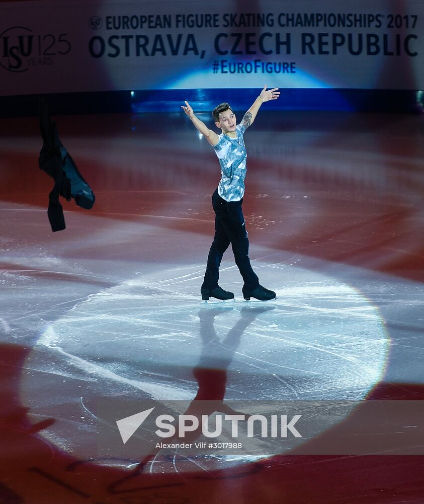 European Figure Skating Championship. Exhibition performances