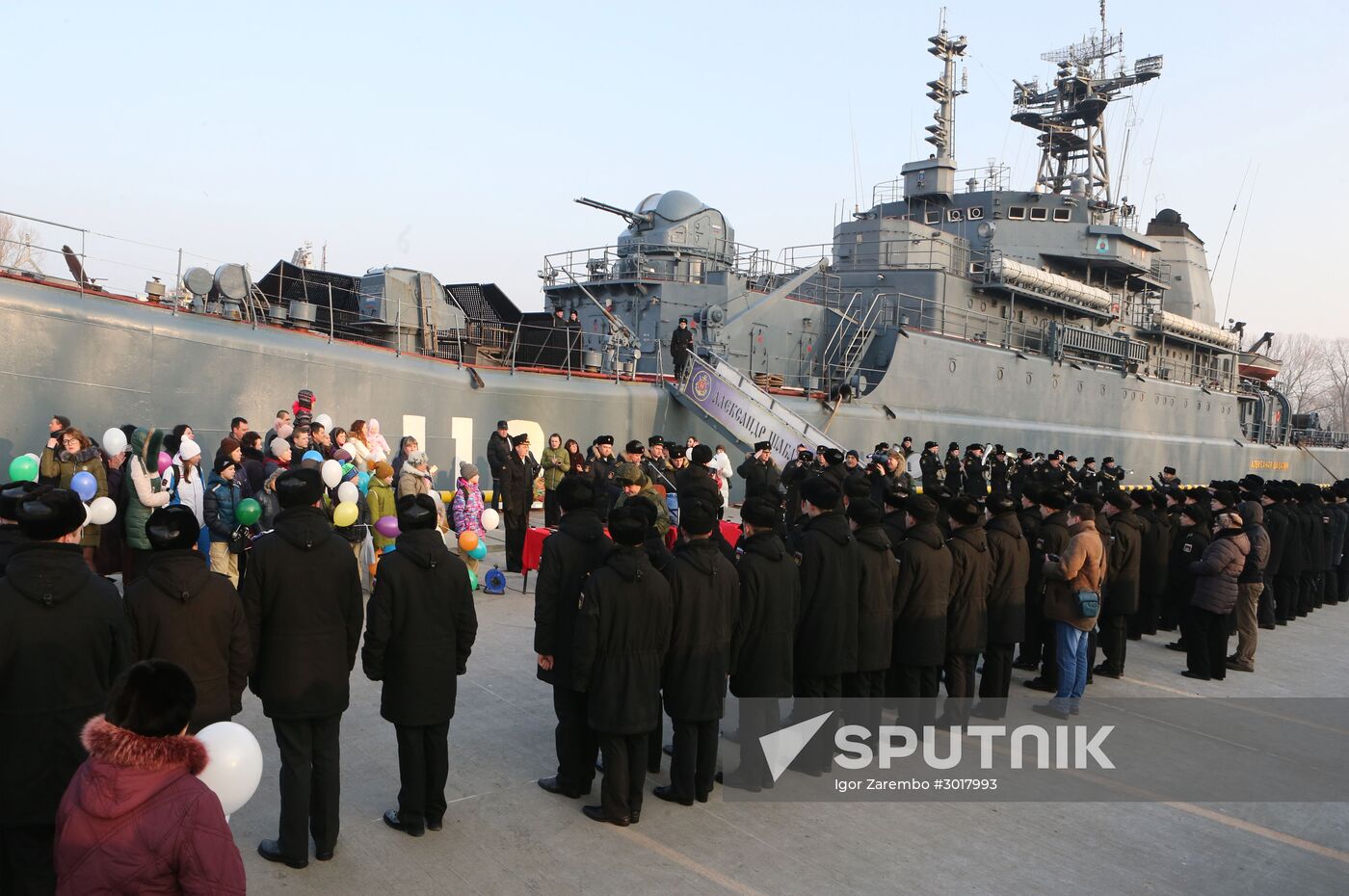 Ceremonial greetings for Aleksandr Shabalin landing ship
