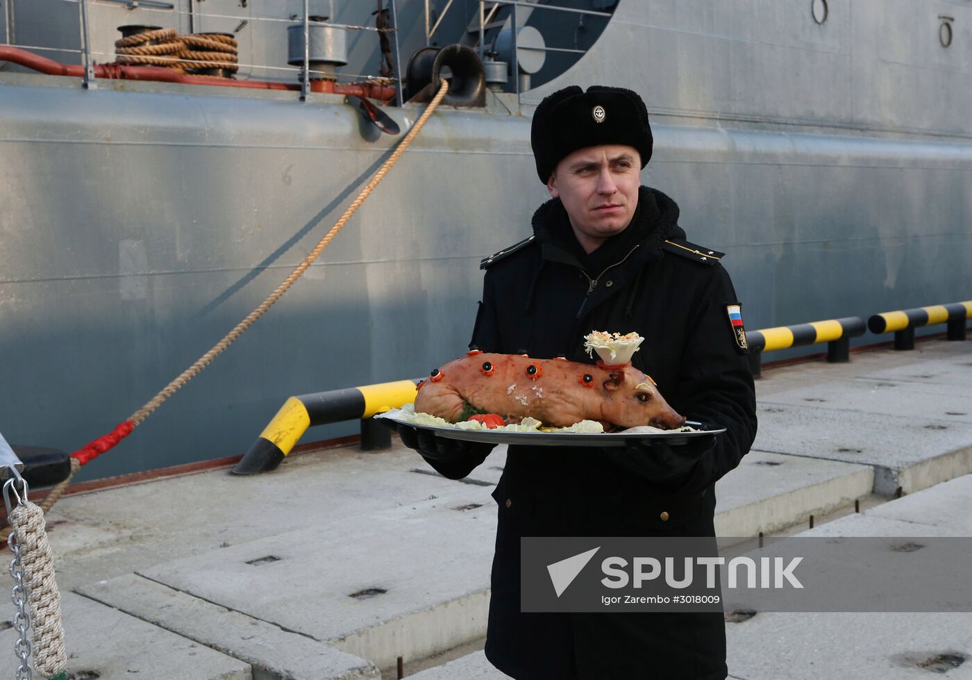 Ceremonial greetings for Aleksandr Shabalin landing ship