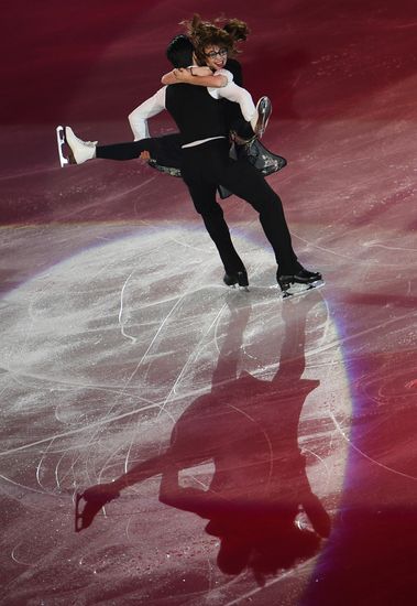 European Figure Skating Championship. Exhibition performances
