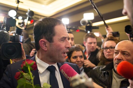 Second round of Socialist presidential primary in France