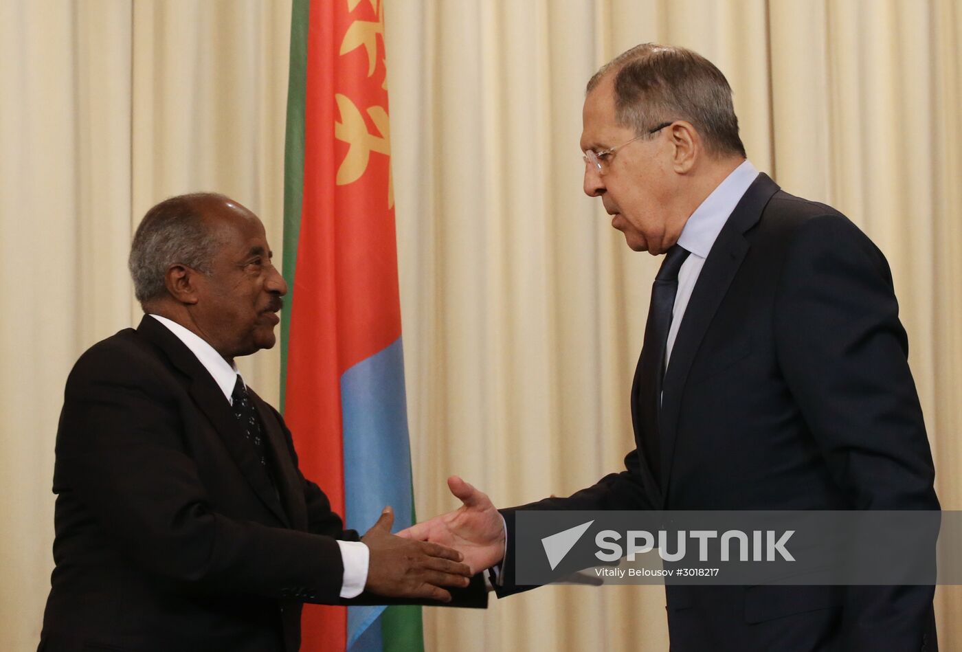 Russian Foreign Minister Sergei Lavrov meets with his Eritrean counterpart Osman Saleh