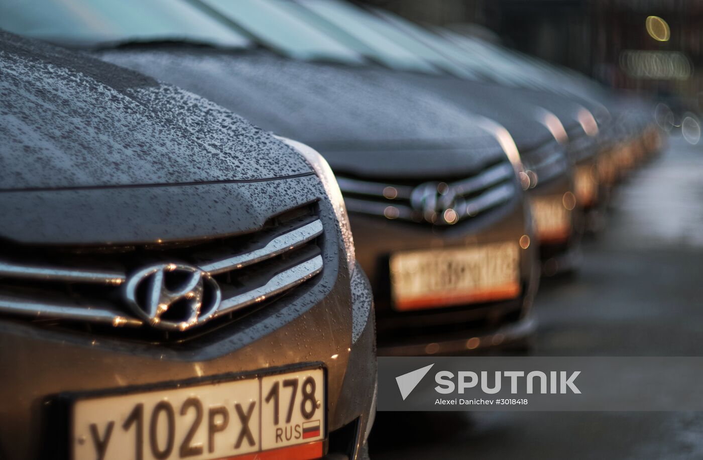 Launching Delimobil carsharing service in St.Petersburg
