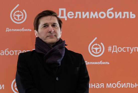 Launching Delimobil car-sharing service in St.Petersburg