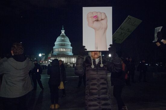 poster, slogan, protest, migrants, horizontal, landscape