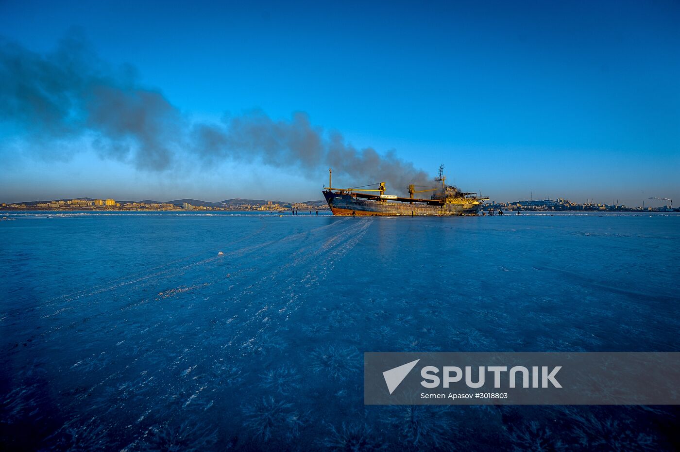 Ship Yeruslan burns in Amur Bay near Vladivostok