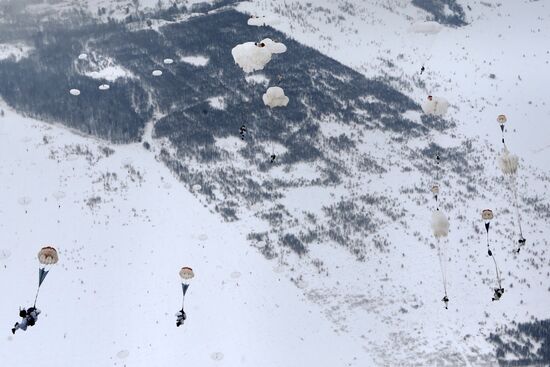 Paratrooper drills in Ivanovo Region