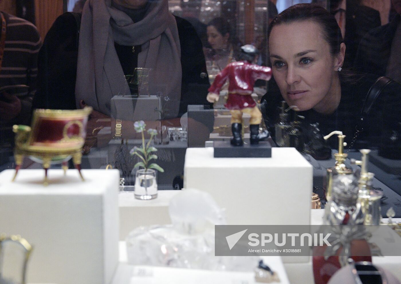 St. Petersburg Ladies Trophy tennis tournament participants visit Fabergé Museum