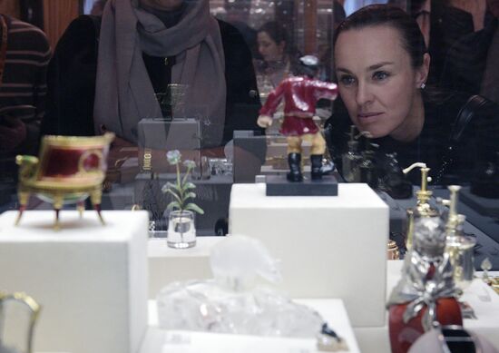 St. Petersburg Ladies Trophy tennis tournament participants visit Fabergé Museum