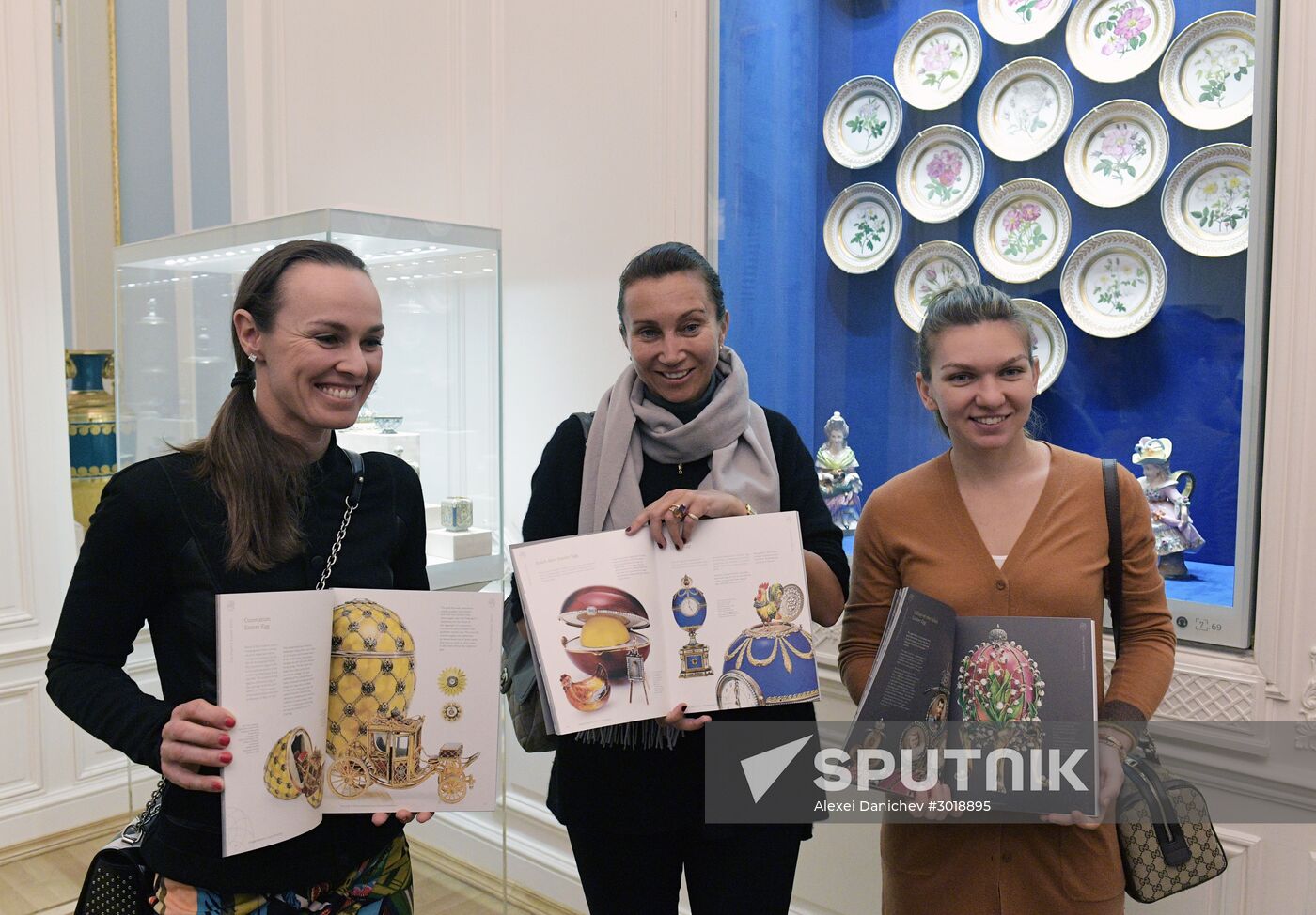 St. Petersburg Ladies Trophy tennis tournament participants visit Fabergé Museum