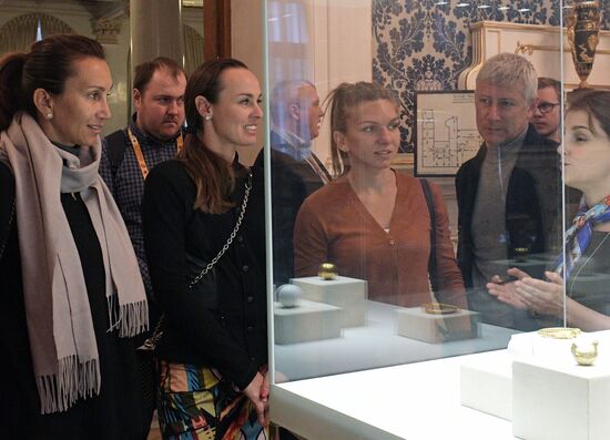 St. Petersburg Ladies Trophy tennis tournament participants visit Fabergé Museum