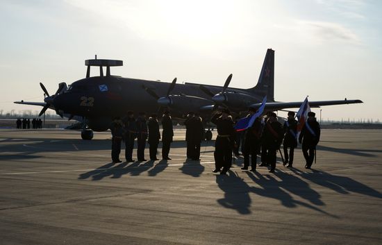 New Ka-27M helicopter and IL-38N aircraft delivered to Yeysk training center