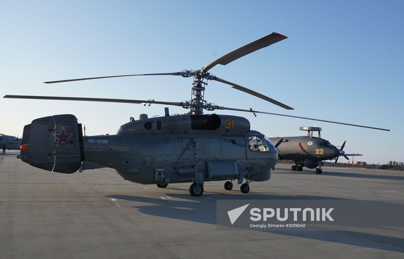 New Ka-27M helicopter and IL-38N aircraft delivered to Yeysk training center