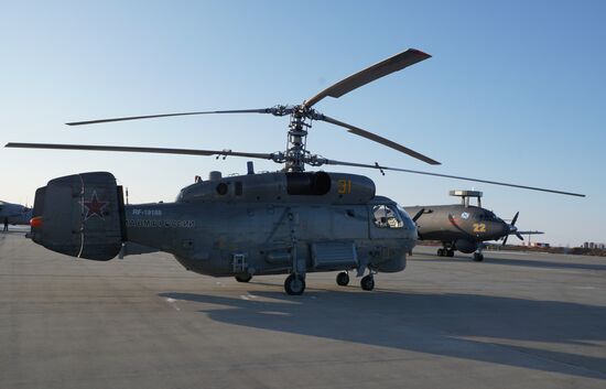 New Ka-27M helicopter and IL-38N aircraft delivered to Yeysk training center