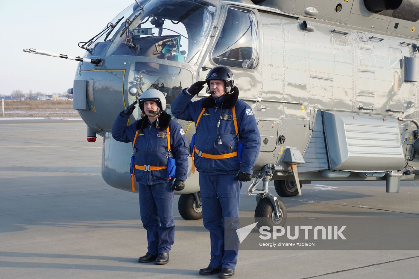 New Ka-27M helicopter and IL-38N aircraft delivered to Yeysk training center