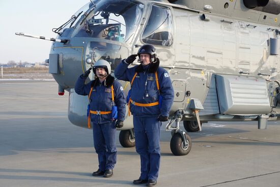 New Ka-27M helicopter and IL-38N aircraft delivered to Yeysk training center