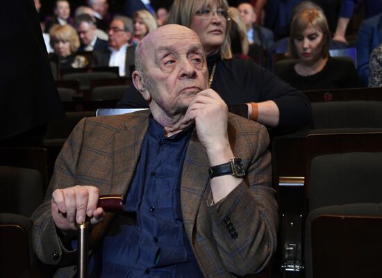 Lenkom Theater marks 90 years