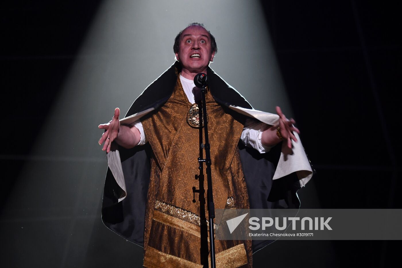 Lenkom Theater marks 90 years