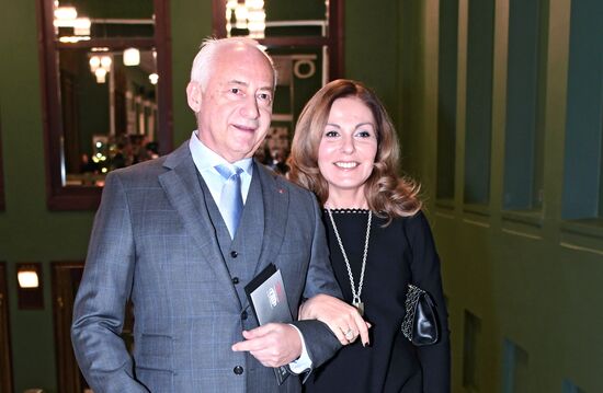 Lenkom Theater marks 90 years