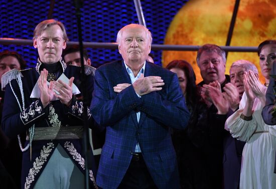 Lenkom Theater marks 90 years