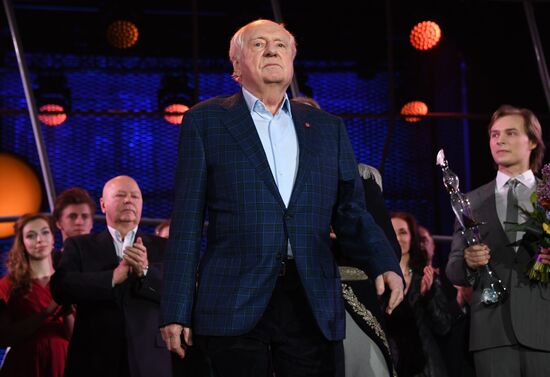 Lenkom Theater marks 90 years