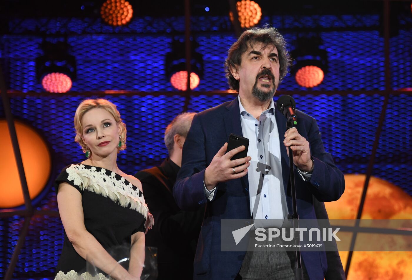 Lenkom Theater marks 90 years