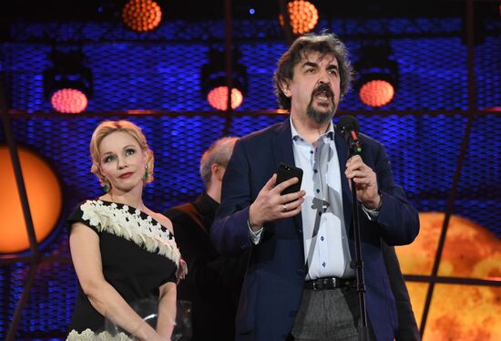 Lenkom Theater marks 90 years