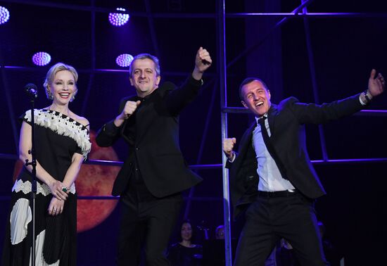 Lenkom Theater marks 90 years