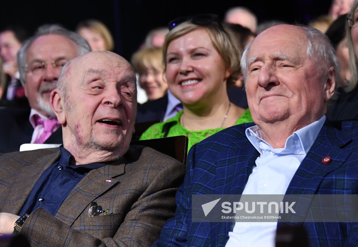 Lenkom Theater marks 90 years