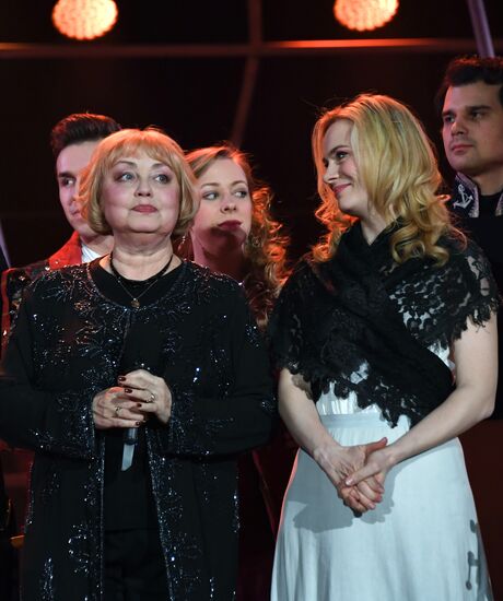 Lenkom Theater marks 90 years