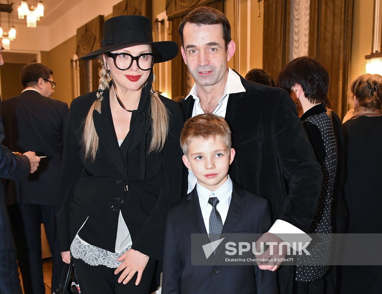 Lenkom Theater marks 90 years