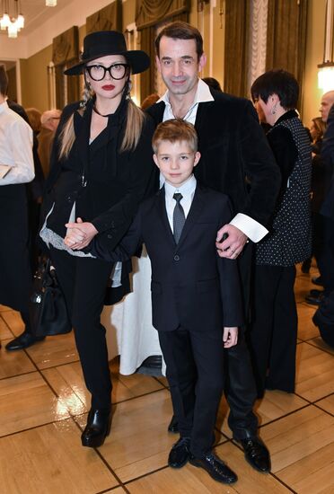 Lenkom Theater marks 90 years