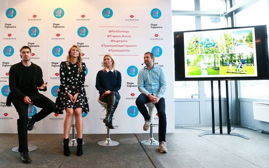 Maria Sharapova presents Yota company's new projects