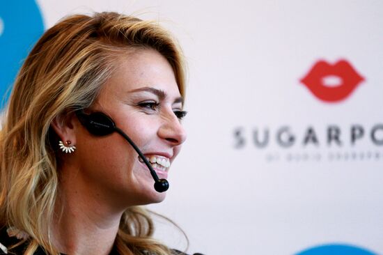 Maria Sharapova presents Yota company's new projects