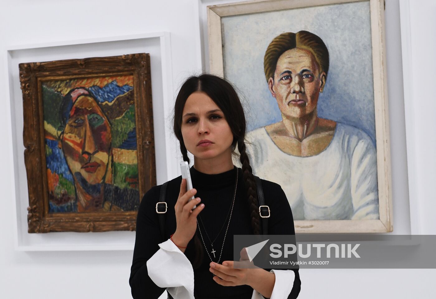 Opening of Naive Art exhibition