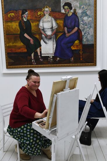 Opening of Naive Art exhibition