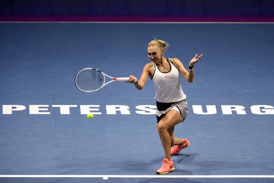 Tennis. St.Petersburg Ladies Trophy 2017. Day 4
