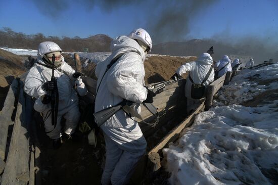 Marines exercise in Primorsky Krai