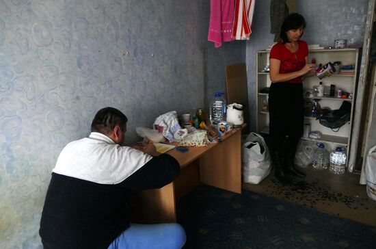 Evacuation of people in Donetsk