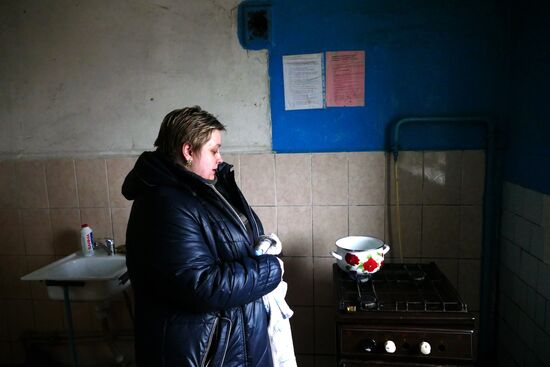 Evacuation of people in Donetsk