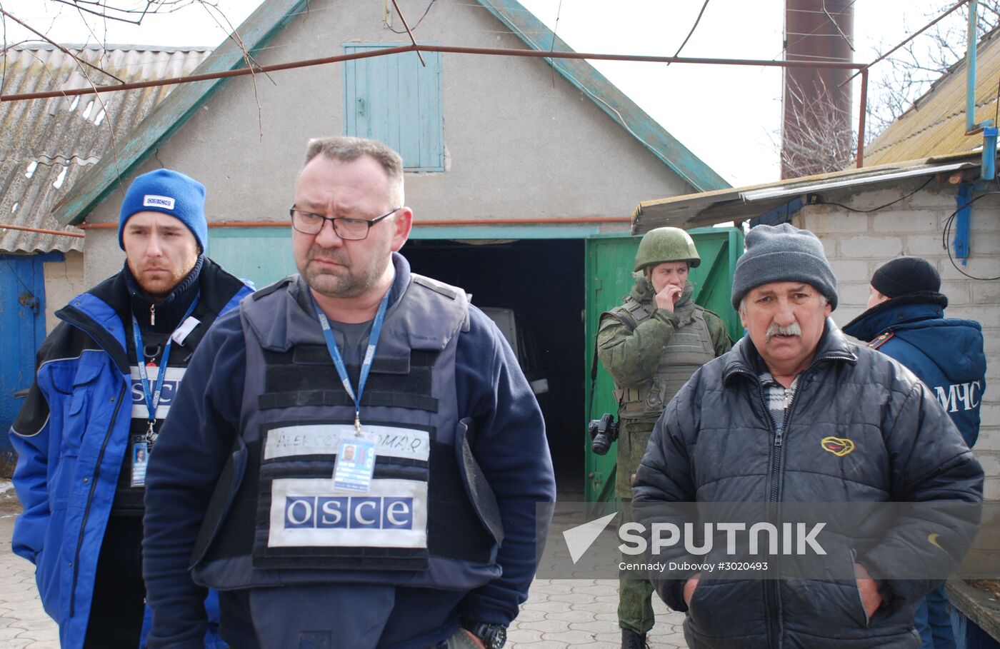 Aftermath of shelling of Kominternove in Donetsk region