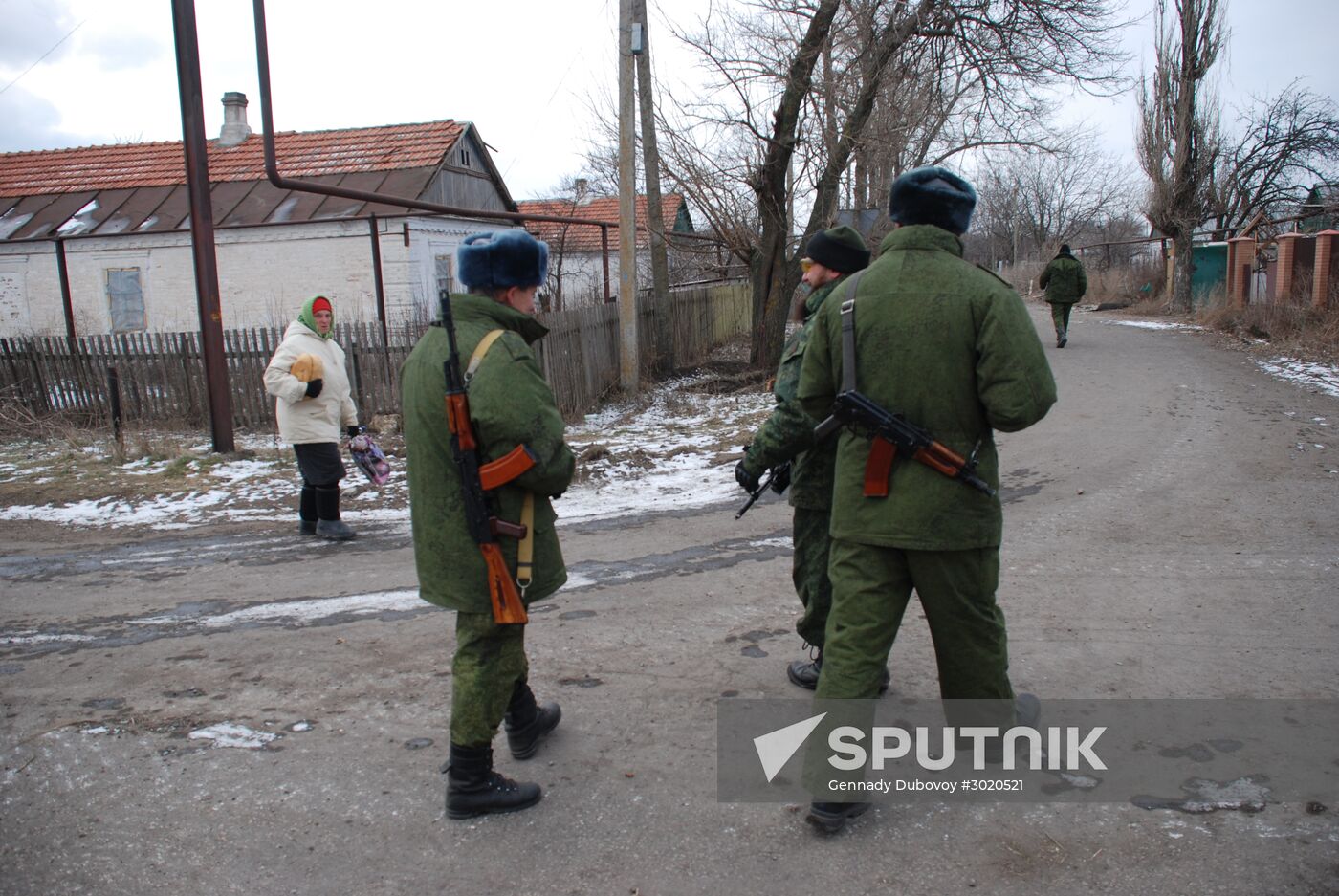 Aftermath of shelling of Kominternove in Donetsk region