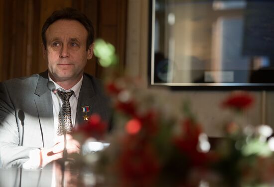 "The Earth - Our Home" cosmonaut Yurchikhin's photo exhibition opens