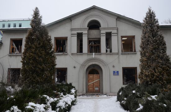 Aftermath of last night's shelling in Donetsk